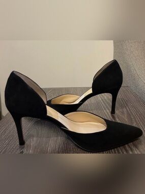 Dolce Vita Suede Pumps. Size 8